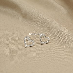 Brinco Coração Vazado e Cravejado com Zircônia em Prata 925