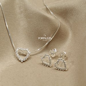 Conjunto Coração Cravejado com Zircônia Cristal em Prata 925