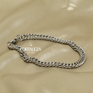 Pulseira de Elos Entrelaçados em Aço Inox