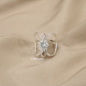Anel com Detalhe de Coração e Zircônia Banhado a Prata