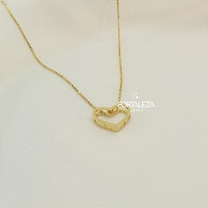 Gargantilha de Coração Vazado Banhado a Ouro 18k