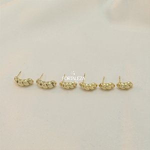 Brinco em Trio Meia Argola Torcido Banhado a Ouro 18k