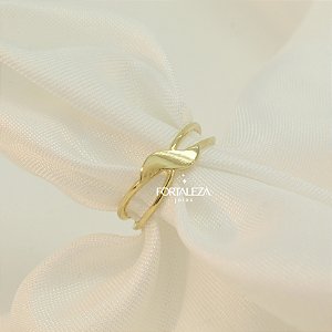 Anel Vazado com Detalhe Ondulado Banhado a Ouro 18k