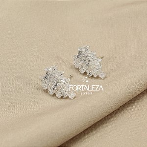 Brinco Trabalhado em Zircônia Banhado a Prata