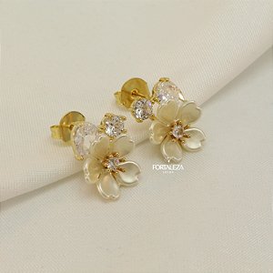 Brinco de Pétala Perolada com Zircônias Banhado a Ouro 18k
