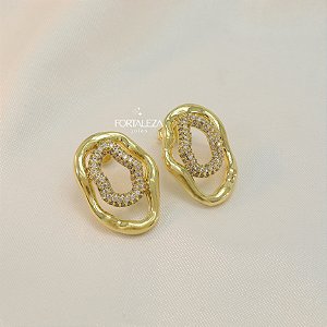 Brinco Orgânico com Detalhes Cravejados Banhado a Ouro 18k