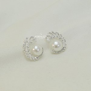 Brinco de Pérola e Zircônia Cristal Banhado a Prata