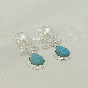 Brinco de Pérola Quadrada e Pingente Gota de Pedra Turquesa Banhado a Prata