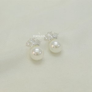 Brinco de Pérola com Coroa em Formato de Gota Com Zircônia  Banhado a Prata