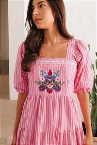 Vestido Felipa bordado mangas fofas