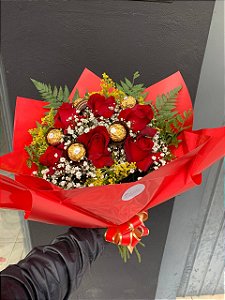 Buque 6 rosas Gold