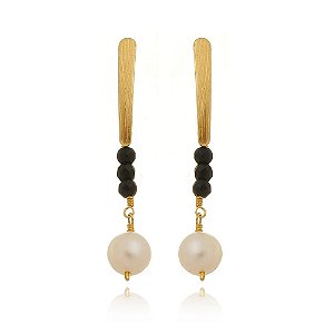 Brinco Pedra Onix e Pérola Natural Banhado a Ouro