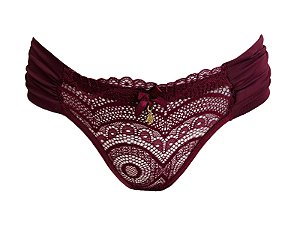 CALCINHA FIO DENTAL COM AS LATERAIS LARGAS E RENDA