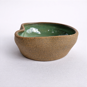 Bowl de Cerâmica Artesanal 100 ml – Acabamento Orgânico Verde