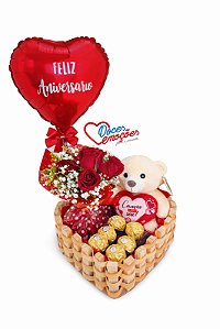 Cesta Romântica com Flores