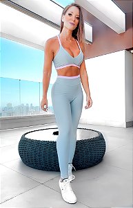 Conjunto Ribs Cirrê Texturizado em Linhas Acetinado Zero Transparência e com Alta Compressão Gelo e Rosa