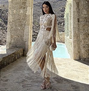Vestido Realeza todo fechado com franjas e Renda Francesa OFF White