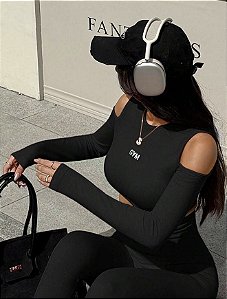 Conjunto Athleisure Winter Shoulders Premium Chapa-Barriga, Zero Transparência, Alta Compressão, Alta Gramatura, Canelado 3D Preto