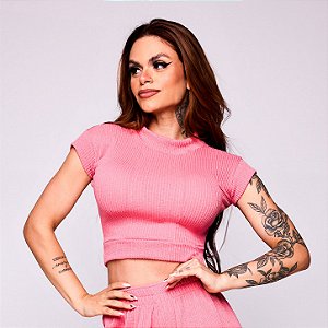 Blusa Cropped Malta Cut Algodão “Malha Podrinha” Canelado 3D Texturizada Coral