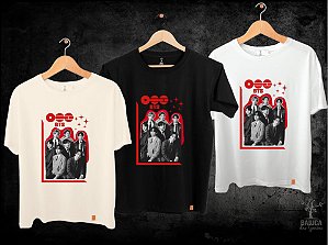 Camiseta BTS Vermelho grupo (Manga com /sem paetê)