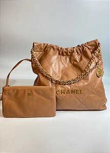 Chanel presenta el elegante bolso Chanel 22 de Virginie Viard  Chanel 22