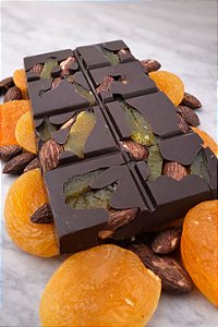 Chocolate Meio Amargo Com Amêndoas e Damasco