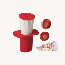 Espremedor De Alho Tipo Seringa 2 Laminas - UD170701