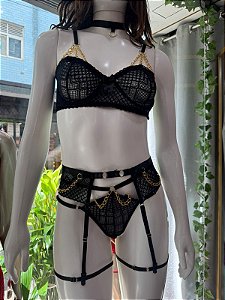 VERENA CONJUNTO EM RENDA COM ARO CINTA LIGA E CORRENTES  - PRETO