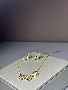 Conjunto três corações cravejado