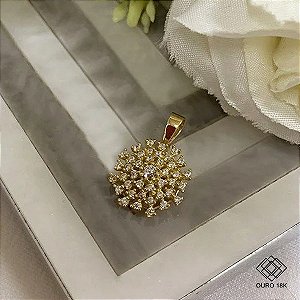 Pingente Chuveiro Rainha Ouro 18k Zircônias