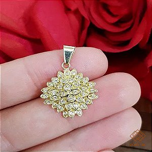 Pingente Chuveiro Navetinha Ouro 18k