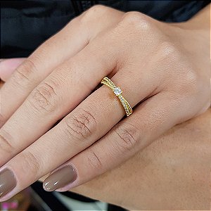 Anel Solitário Ouro 18k Zircônias