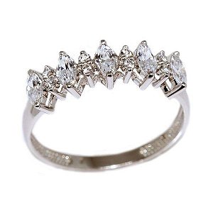 Anel Navete Ouro Branco 18k e Moissanite
