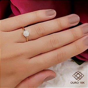 Anel Chuveiro Rainha Pequeno Ouro 18k - Brilhante Moissanite 15pts