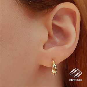 Brinco Meia Argola Ouro 18k Diamante
