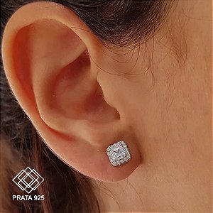 Brinco Ponto de Luz Quadrado Prata 925 Zircônias