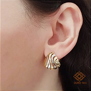 Brinco Argola Triangular Duality Ouro 18k
