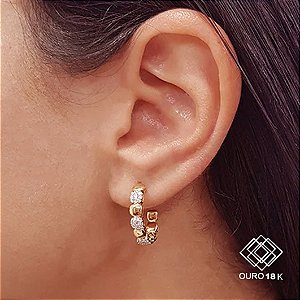 Brinco Meia Argola Flor Ouro 18k Zircônia