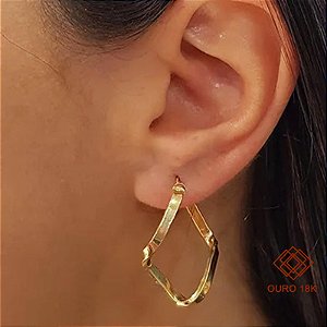 Brinco Argola Triângulo Ouro 18k