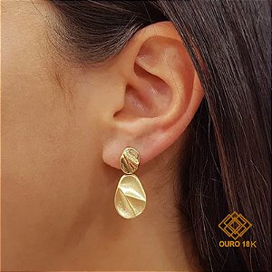 Brinco Oval Ouro 18k