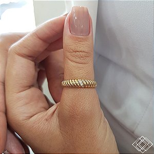 Anel Torçido Ouro 18k e Diamante