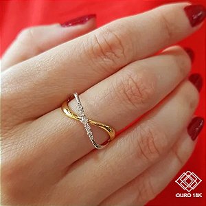 Anel Infinito Ouro 18k e Topázio