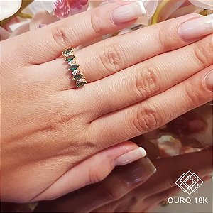 Anel Navete Ouro 18k Esmeralda e Diamante