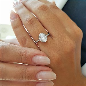 Anel Solitário Oval Prata 925 Zircônias