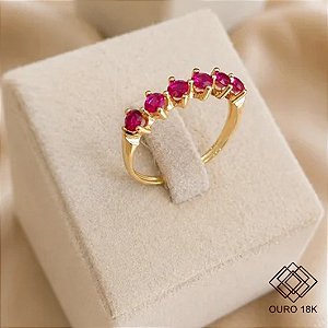 Anel Meia Aliança em Ouro 18k e Zircônia Vermelha