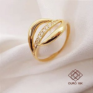 Anel Vazado em Ouro 18k e Zircônias