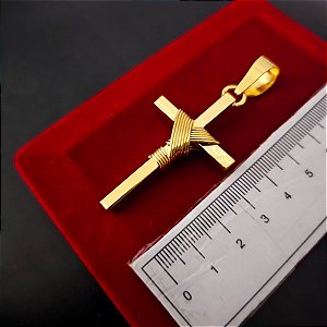 Pingente de Cruz Trançada G - Banhado a Ouro 18k