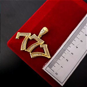 Pingente 777  Cravejado - Banhado a Ouro 18k