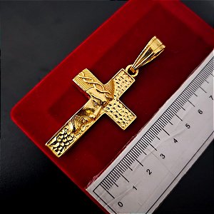 Pingente Cruz com Imagem de Cristo  - Banhado a Ouro 18k