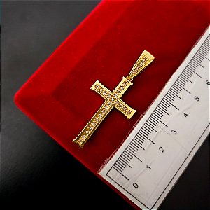 Pingente Cravejado M - Banhado a Ouro 18k